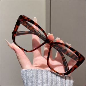 Retro Cat-Eye Tortoiseshell Optical Glasses