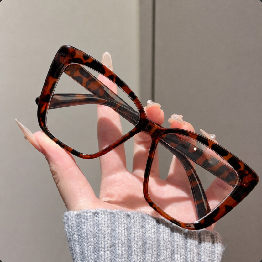Retro Cat-Eye Tortoiseshell Optical Glasses