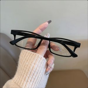 Sleek Black Rectangular Reading Glasses