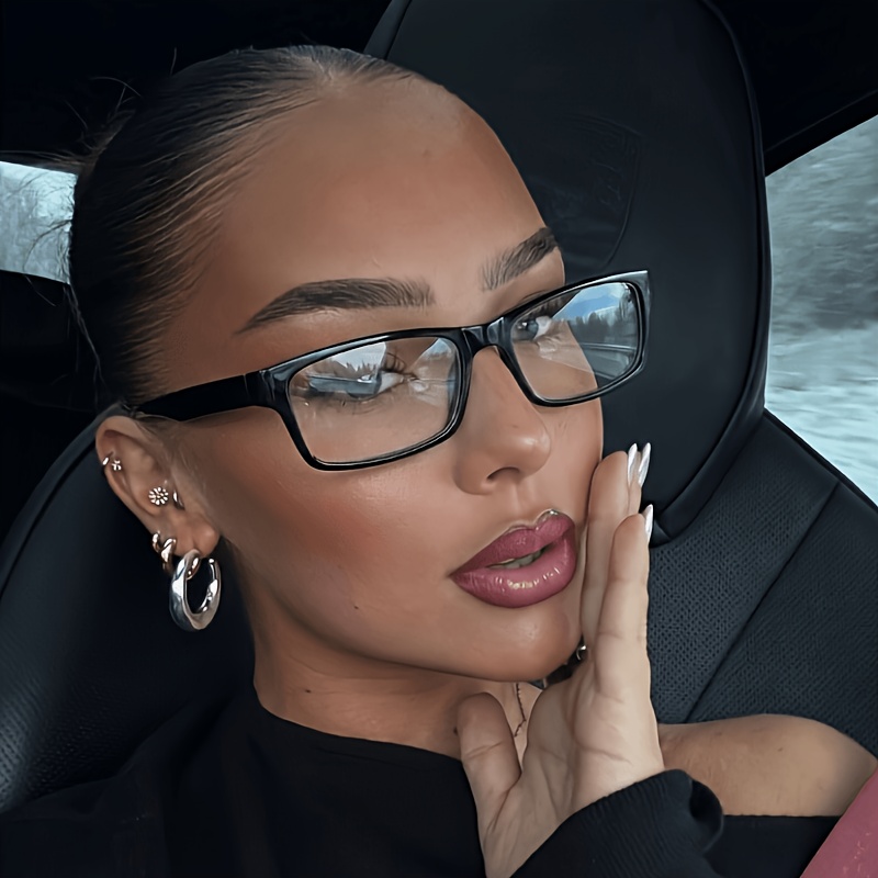Sleek Black Rectangular Reading Glasses - 图片 3